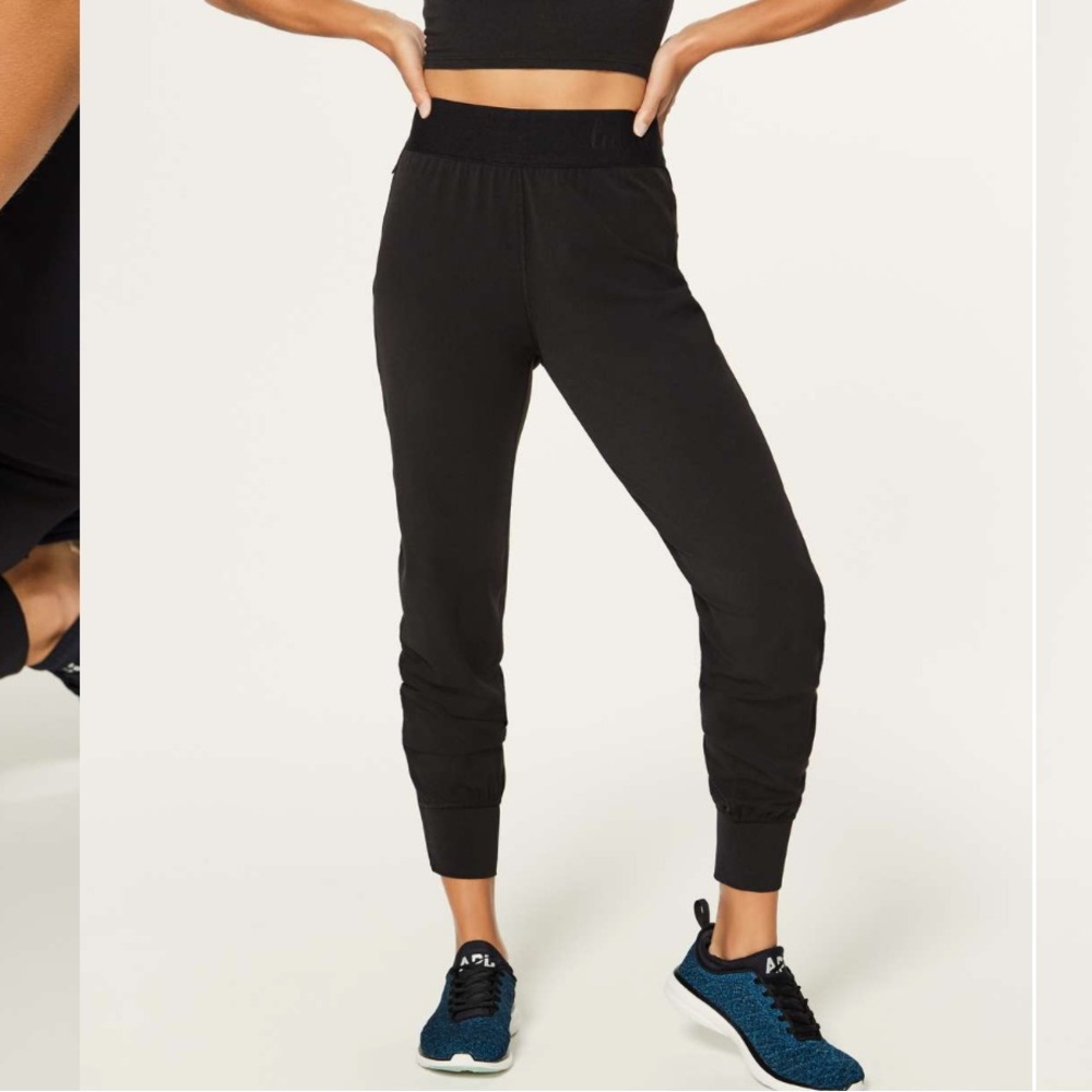 Lululemon Box It Out Jogger (28")